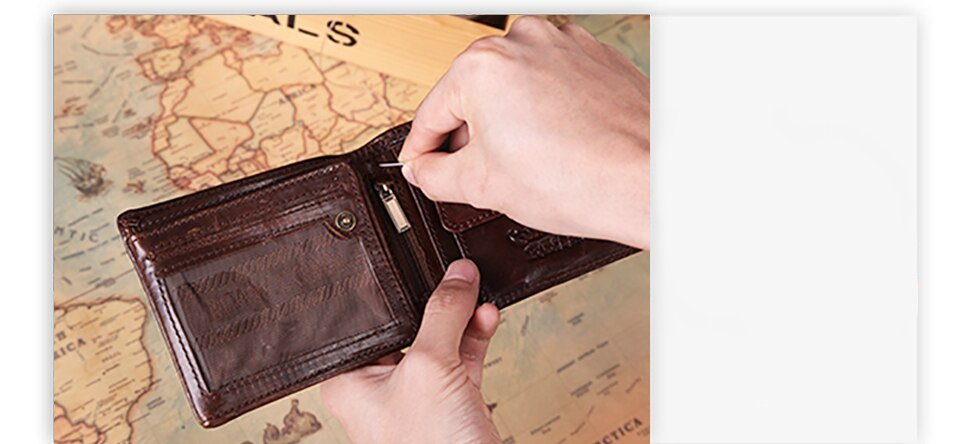 Men's Compact Leather Wallet