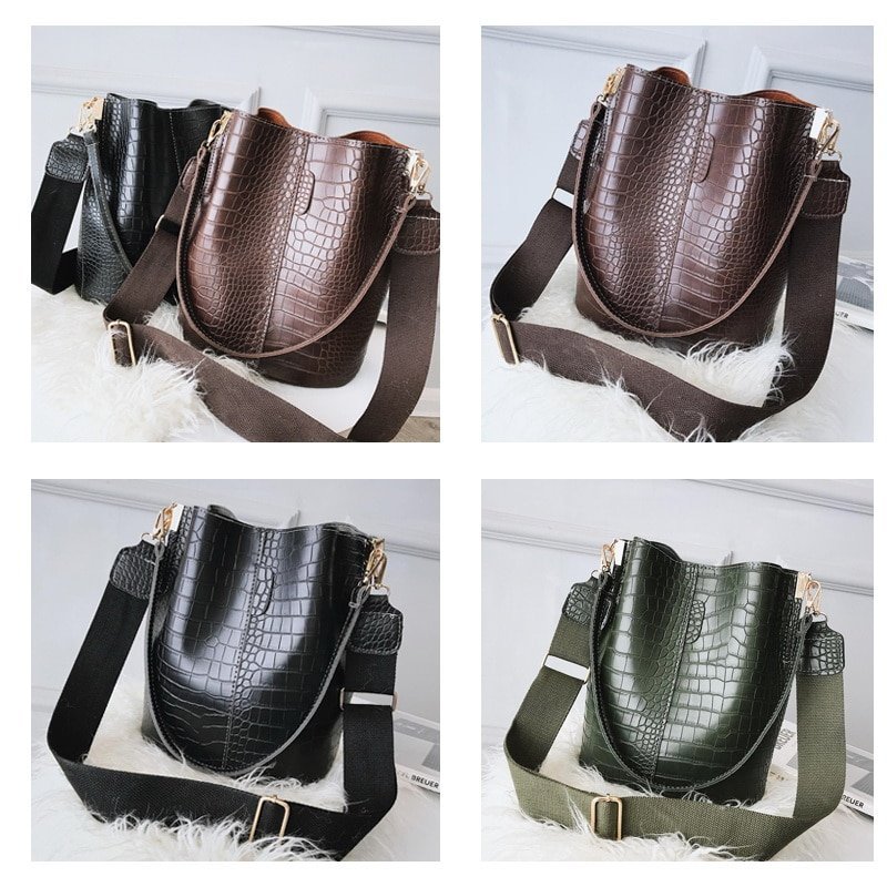 Women's Crocodile Crossbody Bag